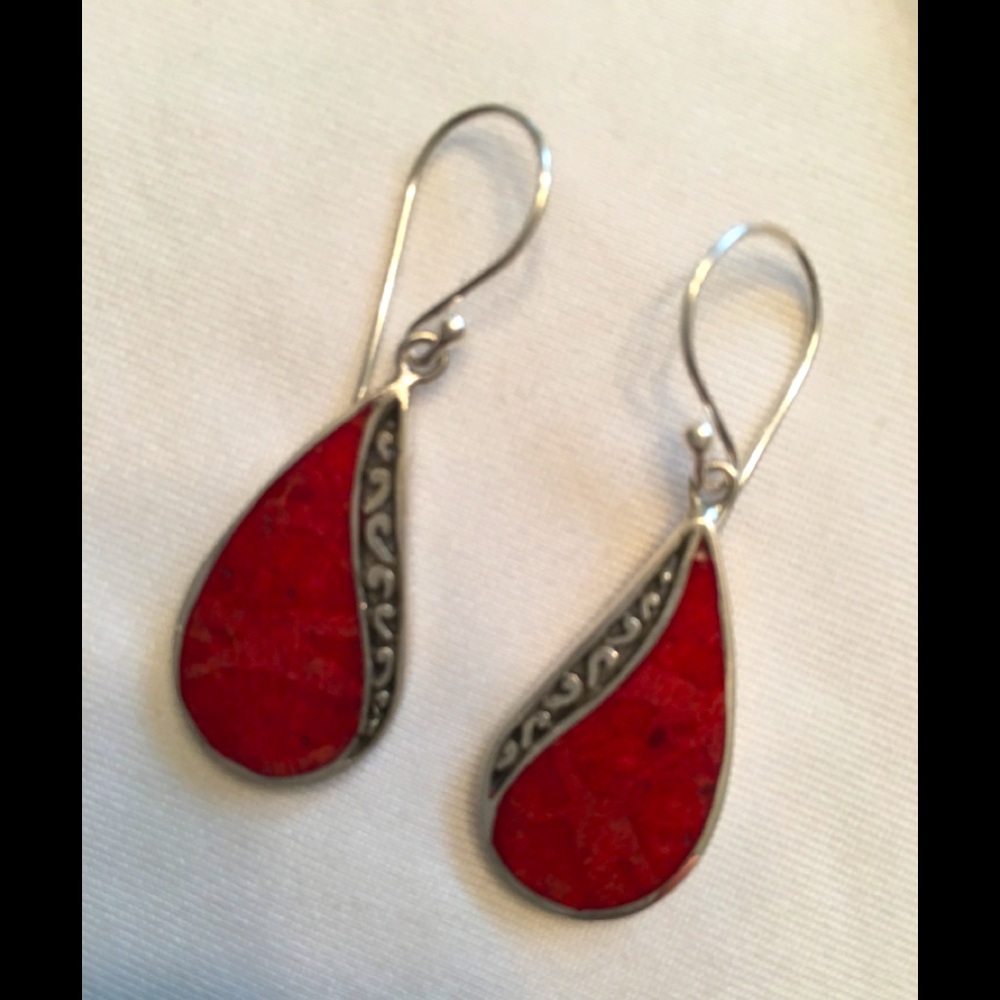 Sponge Coral Earrings.  NWT
